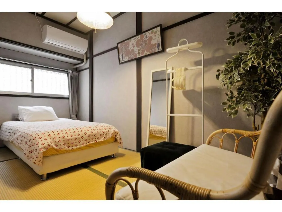 Konpeitou House - Vacation Stay 11969 Osaka 0*,  Japonia